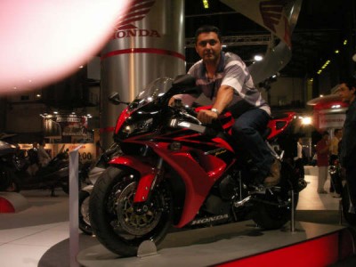 jose moto.jpg (37.36 KiB) Visto 33954 veces Valla pedazo de moto